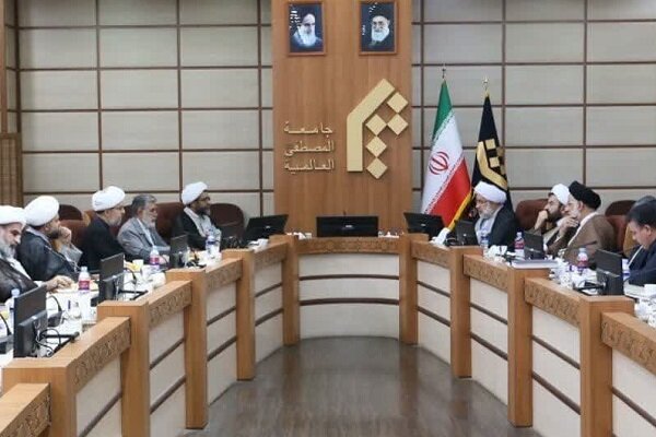 بیش از ۹۰ درصد اساتید حوزه خواهران را بانوان تشکیل می‌دهند