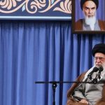 تقوا و دوری از گناه لازمه‌ی طلبگی