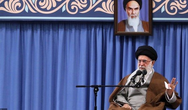 تقوا و دوری از گناه لازمه‌ی طلبگی