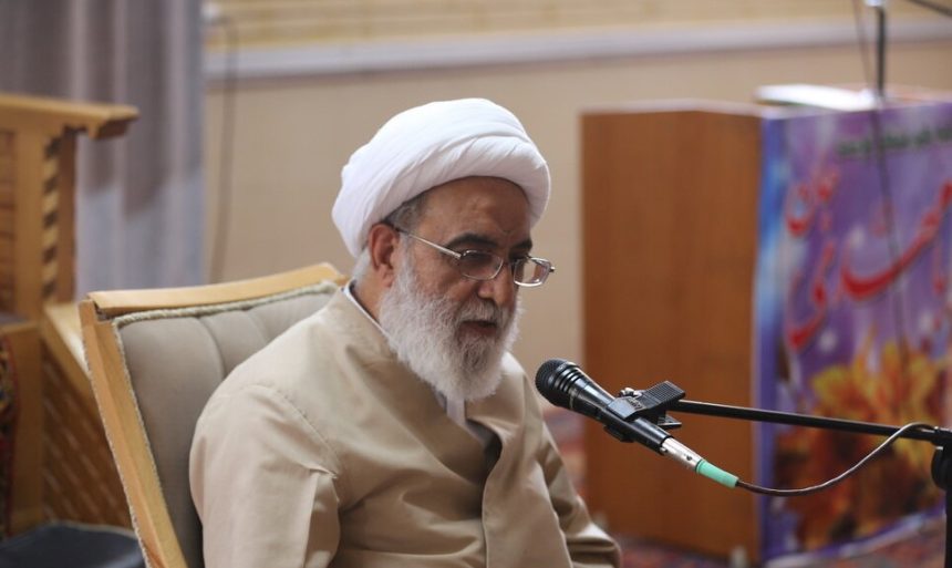 شهید آیت الله رئیسی دنبال حل مشکلات مردم بود! توصیفات آیت الله شب‌ زنده دار از شهید رئیسی
