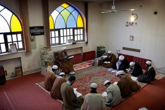 چرا سخن از دنیاگرایی؟!