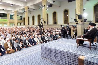 مراحل علاج مشکلات حوزه در دیدگاه امام خامنه ای