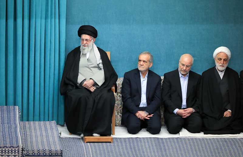 بیانات امام خامنه ای در دیدار مسئولان نظام