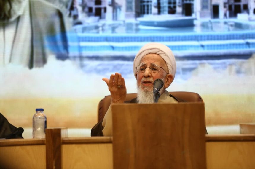 توسعه علوم عقلی در حوزه از دغدغه های مرحوم آیت الله العظمی حائری بود/ غواصی در اقیانوس عظیم قرآن و عترت، رسالت حوزه علمیه است