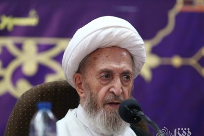 حضرت آیت الله سبحانی تبیین کردند: تاریخچه حوزه علمیه قم در طول قرون/ آیت الله حائری حوزه علمیه قم را در شرایط دشوار زمانی تأسیس کرد