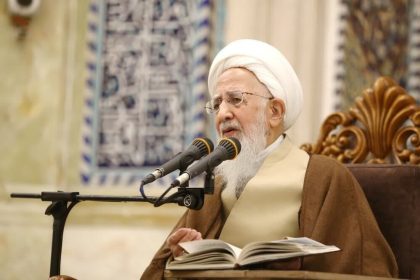 امام راحل، جامع بین علم و عمل بود