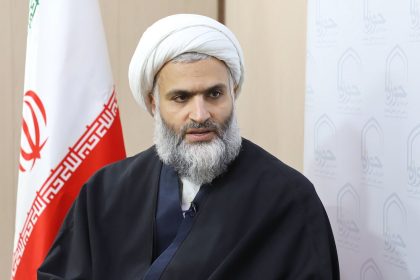 برخی به بهانه وحدت در ظاهر سمعاً و طاعةً می‌گویند اما رفتارهای تفرقه‌آمیز دارند
